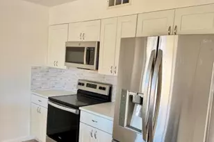 14202 N Lakeforest Dr, Sun City, AZ 85351 - Photo 8