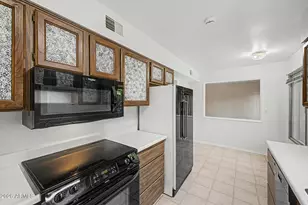 13423 W Desert Glen Dr, Sun City West, AZ 85375 - Photo 14