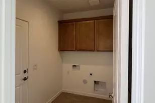 46885 W Crescent Moon Dr, Maricopa, AZ 85139 - Photo 4