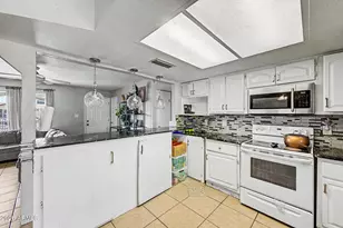 8730 W Earll Dr, Phoenix, AZ 85037 - Photo 10