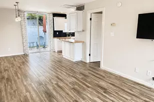 4202 N 38th St, Phoenix, AZ 85018 - Photo 4