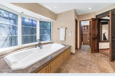 4735 N 32nd Place, Phoenix, AZ 85018 - Photo 24