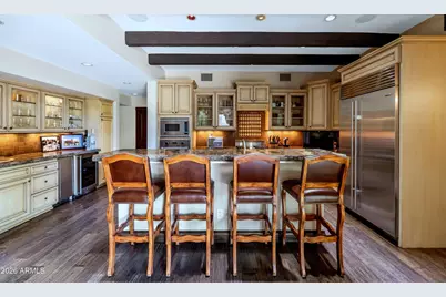 4735 N 32nd Place, Phoenix, AZ 85018 - Photo 12
