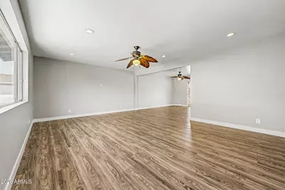 6701 N 42nd Drive, Phoenix, AZ 85019 - Photo 4