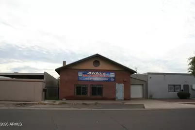 6819 N 55th Drive, Glendale, AZ 85301 - Photo 2