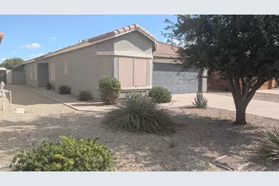 1129 E Nardini Street, San Tan Valley, AZ 85140 - Photo 4