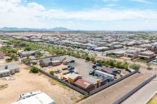 22642 E Carla Vista Dr, Mesa, AZ 85212 - Photo 42