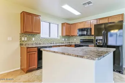 2162 E Cochise Avenue, Apache Junction, AZ 85119 - Photo 4