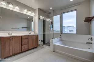 1979 W Desert Hollow Dr, Phoenix, AZ 85085 - Photo 28