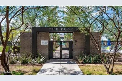 1979 W Desert Hollow Drive, Phoenix, AZ 85085 - Photo 54