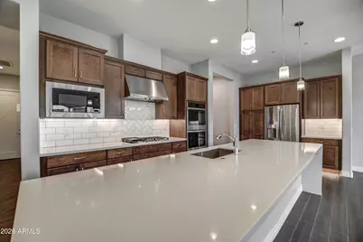 1979 W Desert Hollow Drive, Phoenix, AZ 85085 - Photo 8