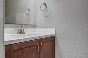 1979 W Desert Hollow Dr, Phoenix, AZ 85085 - Photo 18
