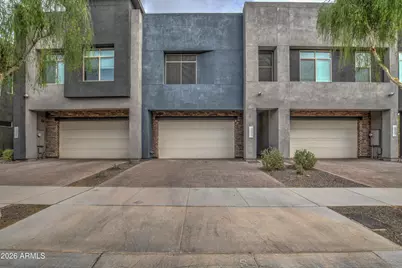 1979 W Desert Hollow Drive, Phoenix, AZ 85085 - Photo 2