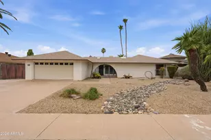 19820 N Cherry Tree Ln, Sun City, AZ 85373 - Photo 4
