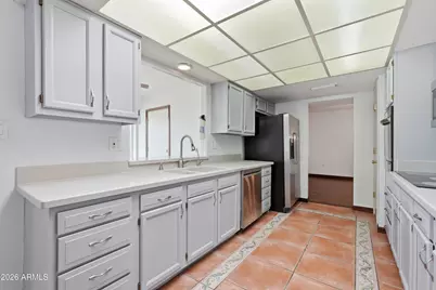 19820 N Cherry Tree Lane, Sun City, AZ 85373 - Photo 8