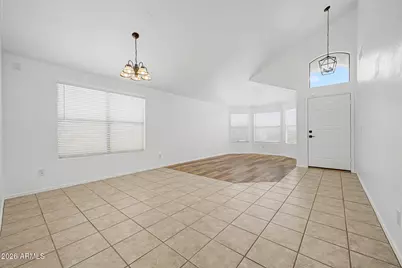 12570 W Desert Flower Road, Avondale, AZ 85392 - Photo 6