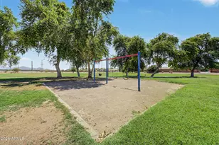 12570 W Desert Flower Rd, Avondale, AZ 85392 - Photo 34