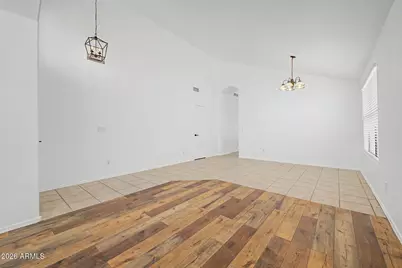 12570 W Desert Flower Road, Avondale, AZ 85392 - Photo 4
