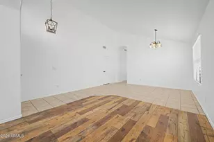 12570 W Desert Flower Rd, Avondale, AZ 85392 - Photo 4