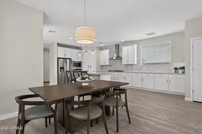 1939 W Lariat Lane, Phoenix, AZ 85085 - Photo 10