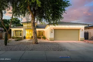 17760 W Ivy Ln, Surprise, AZ 85388 - Photo 2