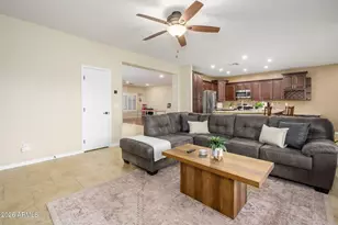 17760 W Ivy Ln, Surprise, AZ 85388 - Photo 10