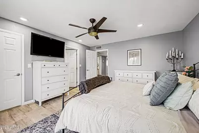 3960 W Glenaire Drive, Phoenix, AZ 85053 - Photo 22