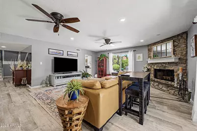 3960 W Glenaire Drive, Phoenix, AZ 85053 - Photo 12