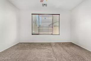 82 W Aster Dr, Chandler, AZ 85248 - Photo 24