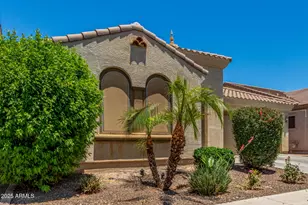 82 W Aster Dr, Chandler, AZ 85248 - Photo 4