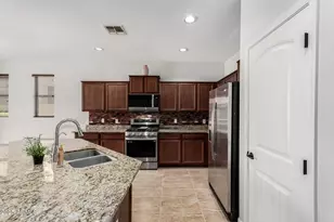 82 W Aster Dr, Chandler, AZ 85248 - Photo 16