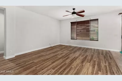 82 W Aster Drive, Chandler, AZ 85248 - Photo 10