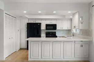 8548 E McDonald Dr, Scottsdale, AZ 85250 - Photo 6