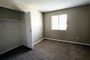1529 E Edgewater Dr, Tempe, AZ 85283 - Photo 16