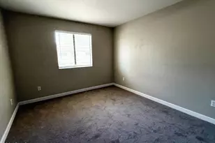 1529 E Edgewater Dr, Tempe, AZ 85283 - Photo 14