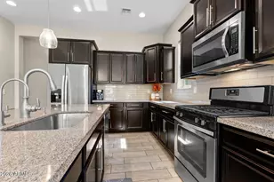 20607 W Carlton Manor, Buckeye, AZ 85396 - Photo 8