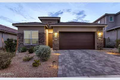 21926 N 61st Way, Phoenix, AZ 85054 - Photo 2