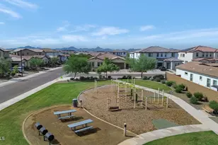 21926 N 61st Wy, Phoenix, AZ 85054 - Photo 58