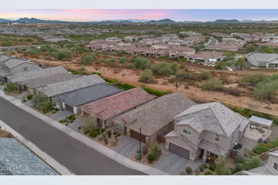 21926 N 61st Way, Phoenix, AZ 85054 - Photo 6