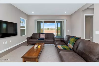21926 N 61st Way, Phoenix, AZ 85054 - Photo 18