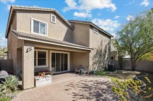2233 E Pecan Rd, Phoenix, AZ 85040 - Photo 1
