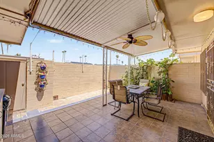 10060 W Royal Oak Rd, Sun City, AZ 85351 - Photo 28