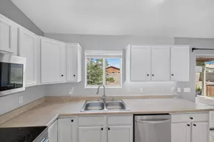 5346 E Red Bird Ln, San Tan Valley, AZ 85140 - Photo 14