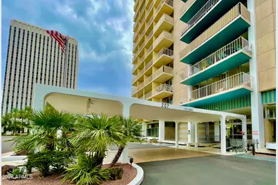 207 W Clarendon Avenue #Unit 22C, Phoenix, AZ 85013 - Photo 2
