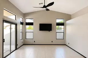 8228 W Palmaire Ave, Glendale, AZ 85303 - Photo 10