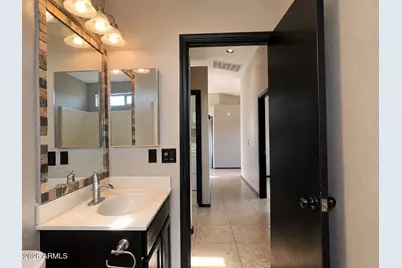 8228 W Palmaire Avenue, Glendale, AZ 85303 - Photo 22