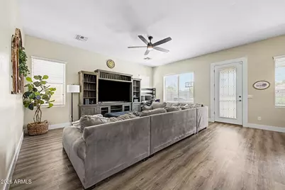 43911 W Griffis Drive, Maricopa, AZ 85138 - Photo 2