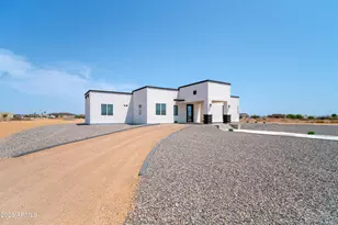 25778 W Peakview Rd, Wittmann, AZ 85361 - Photo 2