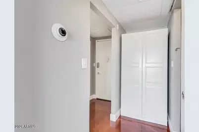 4750 N Central Avenue #8L, Phoenix, AZ 85012 - Photo 8