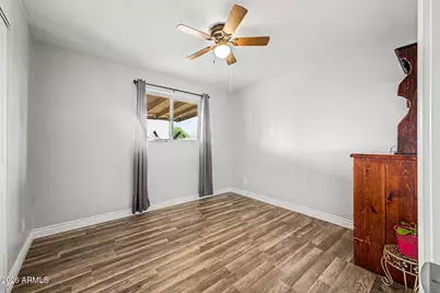 5827 W Montecito Avenue, Phoenix, AZ 85031 - Photo 12